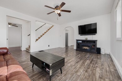 708 S Cedar St, Auburn, IN 46706 - photo 6