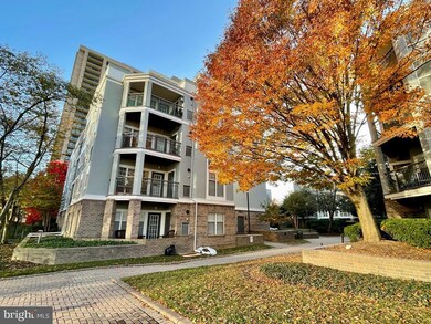 Savoy Park unit 216, Falls Church, VA 22041 - photo 3