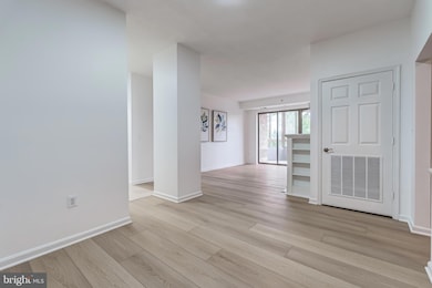 The Riverview at Lansdowne Woods unit 114, Leesburg, VA 20176 - photo 5