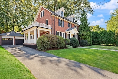 41 Fellsmere Rd, Newton Center, MA 02459 - photo 3