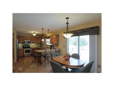 Eat-in Kitchen.