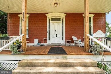 250 S And k St, Spring City, PA 19475 - photo 3