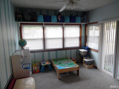 706 N Melching Dr, Ossian, IN 46777 - photo 4