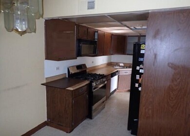 Park of River Oaks unit 211, Calumet City, IL 60409 - photo 6