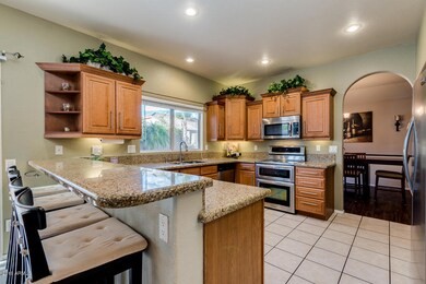 Kitchen Breakfast Bar