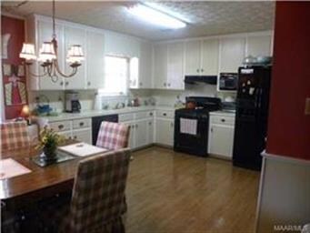 Spacious Eat-in Kitchen