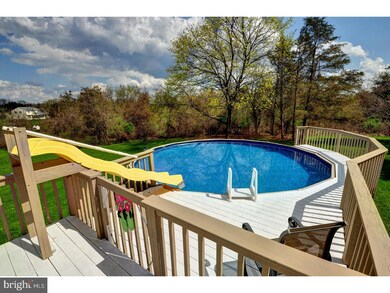 1054 E 2nd St, Red Hill, PA 18076 - photo 4