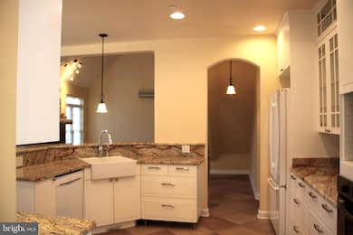 11432 Wollaston Cir, Swan Point, MD 20645 - photo 5