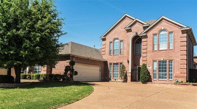 1645 Oak Creek Dr, Hurst, TX 76054 - photo 4