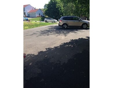 3 Wayne Ct, Holyoke, MA 01040 - photo 7