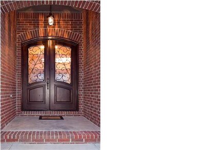 Front Walkway & Entry