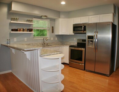 797 Royal Cir, Howard, OH 43028 - photo 6