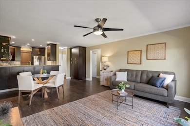 15 Kulanihakoi St unit 11B, Kihei, HI 96753 - photo 6