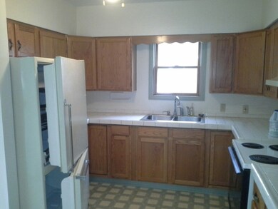 25 East St, Essex Junction, VT 05452 - photo 4