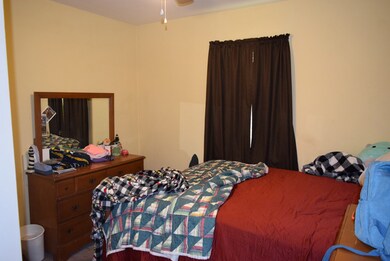 1409 Oakdale St, Manchester, TN 37355 - photo 5