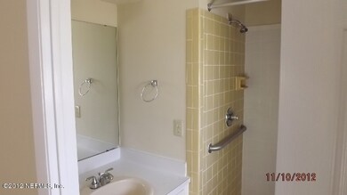 6749 Bakersfield Dr, Jacksonville, FL 32210 - photo 7