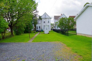 131 S 5th St, Lehighton, PA 18235 - photo 5