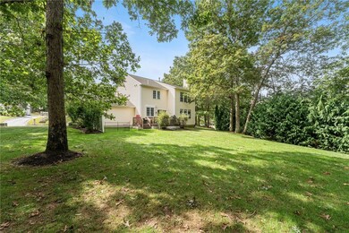 305 Castle Rocks Rd, Warwick, RI 02886 - photo 3