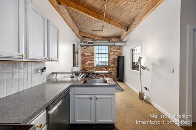 Kitchen/Living Room