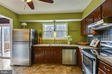 4542 Boastfield Ln, Olney, MD 20832 - photo 3