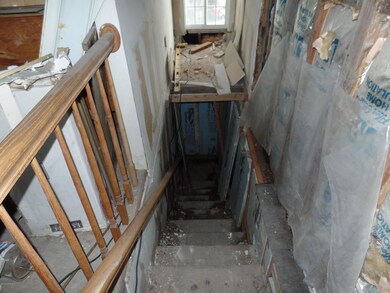 619 Bragaw St 2015-04-11 009