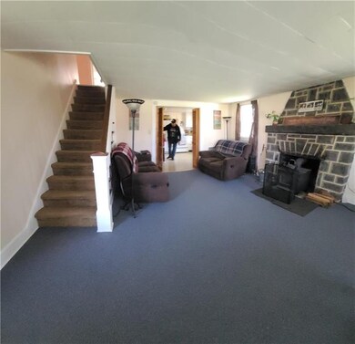 5750 Indian Creek Rd, Zionsville, PA 18092 - photo 7