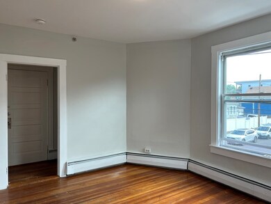 56 Cottage St unit 2R, Lynn, MA 01905 - photo 3