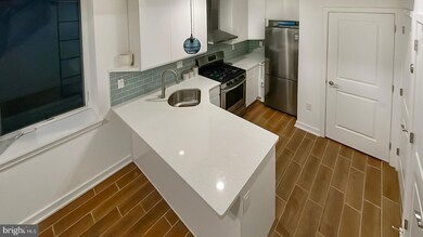 4727 00 Walnut St unit 4, Philadelphia, PA 19139 - photo 2