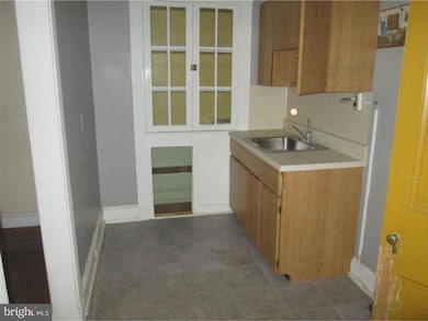 113 S 5th St, Reading, PA 19602 - photo 7