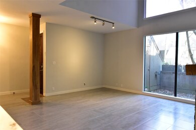 229 Litchfield Ln, Houston, TX 77024 - photo 4