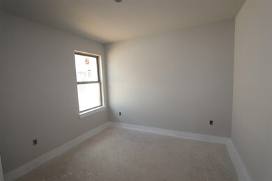 819 Deerhurst Ln, Magnolia, TX 77354 - photo 2