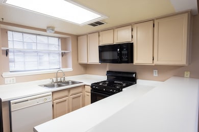 1907 Country Village Blvd unit B, Humble, TX 77338 - photo 4