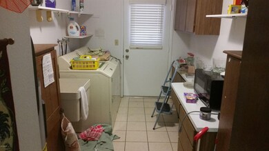 Laundry Rm