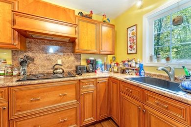 photos_high_resolution_114_Garden_Cir_11