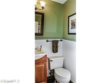 4112 Trappers Run Ct, High Point, NC 27265 - photo 7