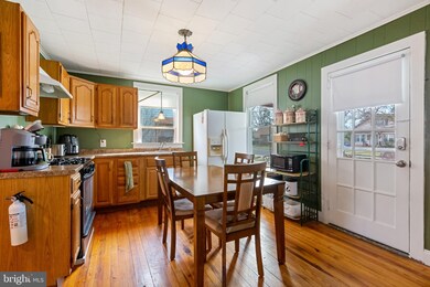 159 W Linden St, Clayton, NJ 08312 - photo 2