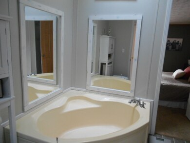 1105 E Marion Ave, Converse, IN 46919 - photo 4