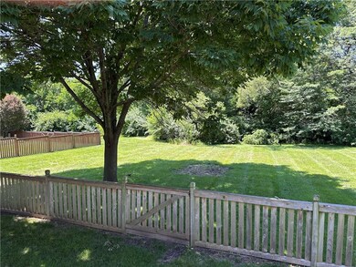 15598 S Blackfeather St, Olathe, KS 66062 - photo 7