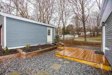 27 Darling St, Bedford, NH 03110 - photo 4