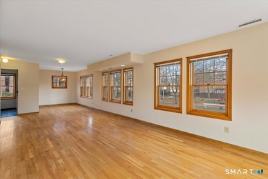 229 Wooster St unit 2R, New Haven, CT 06511 - photo 7