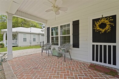 1107 Wayne St, Darien, GA 31305 - photo 2
