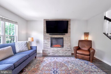 45616 Whitcomb Square, Sterling, VA 20166 - photo 5