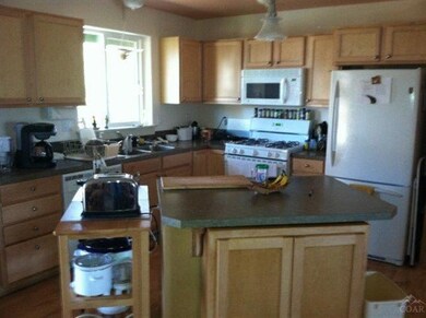 unlisted-address, Redmond, OR 97756 - photo 2