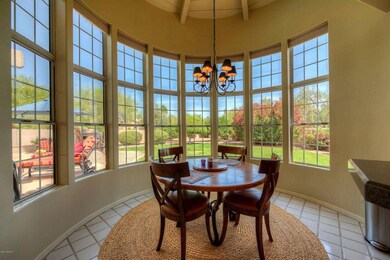008_Casual Dining