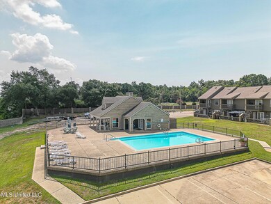 Clubhouse/Pool