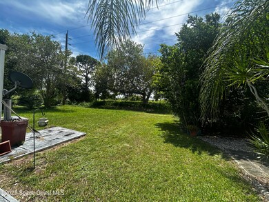 1117 Wren Cir, Sebastian, FL 32976 - photo 2
