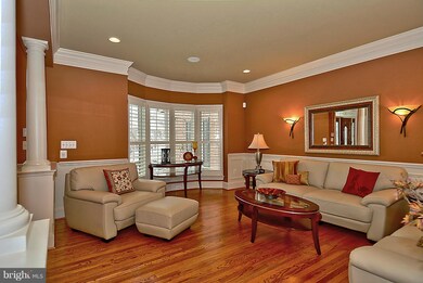 21860 Parsells Ridge Ct, Ashburn, VA 20148 - photo 2