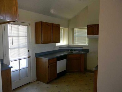 600 Orchid Dr, Horizon City, TX 79928 - photo 4