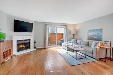 7740 196th St SW unit 16, Edmonds, WA 98026 - photo 2