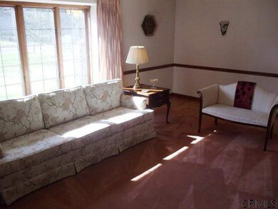 34 Princess Ln, Albany, NY 12211 - photo 2